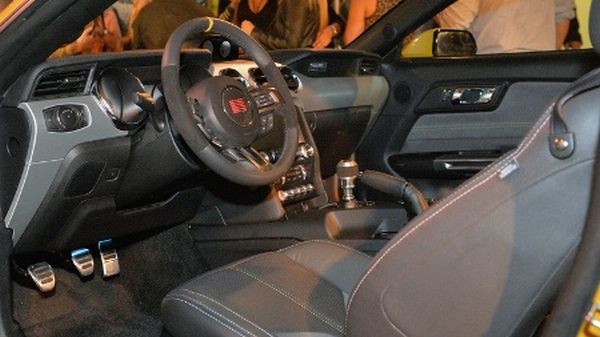 Saleen Mustang S302 Black Label 2015 Interior