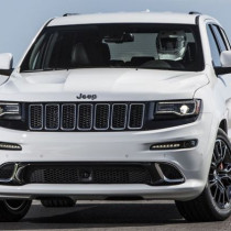 2016 Jeep Grand Cherokee Front View