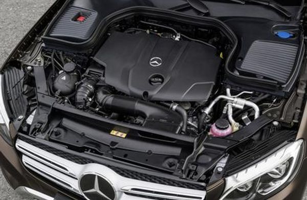 Mercedes Benz GLC 2016 - Engine
