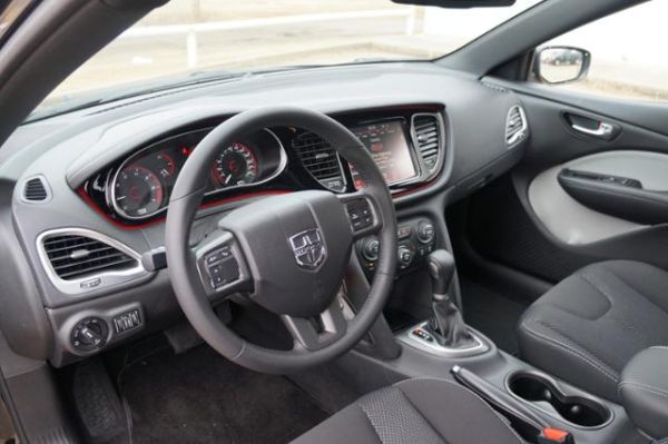 2015 - Dodge Dart 4dr Sdn SXT Interior