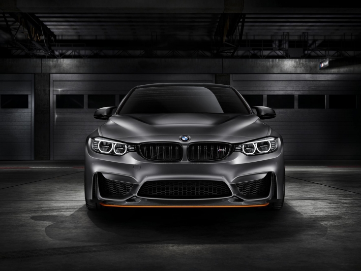 2016 BMW M4 GTS front view