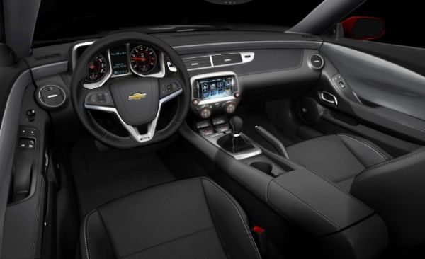 2016 - Chevrolet Camaro Interior