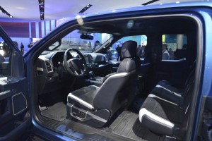 2017 Ford - F 150 Raptor Interior