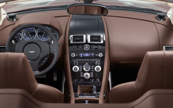 Aston Martin DB10 2015 - Interior