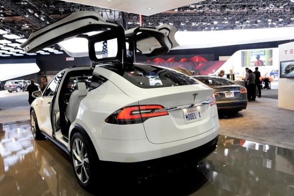 2016 Tesla Model X - Rear View