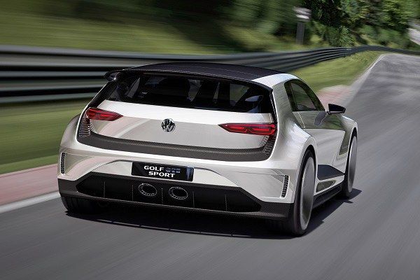2016 Volkswagen Golf GTE Sport - Rear View